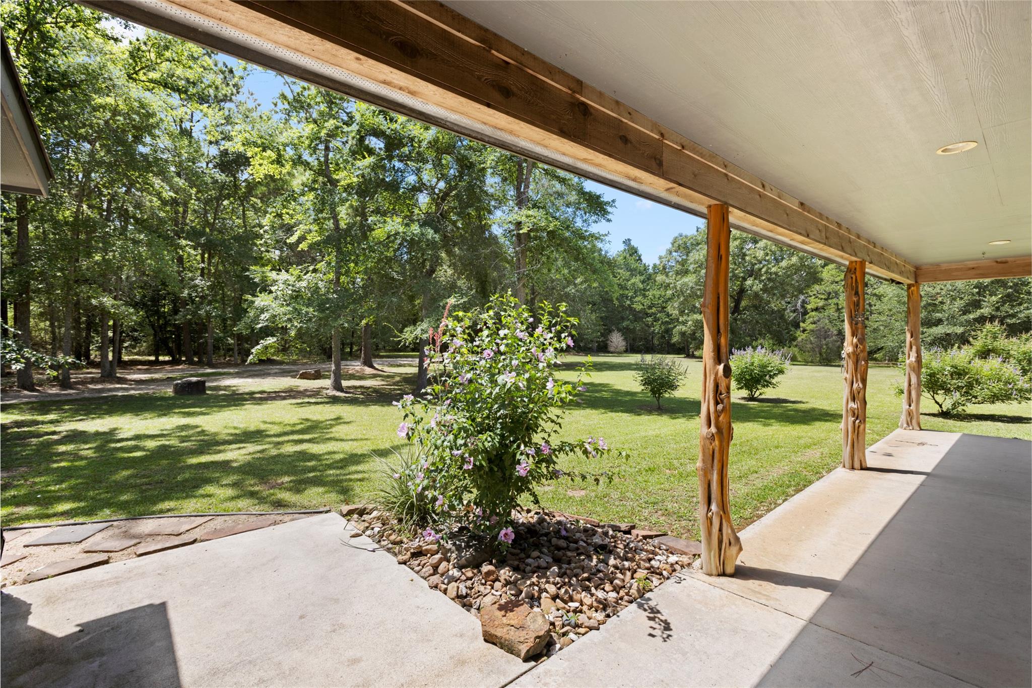 7280 Dogwood Lane
