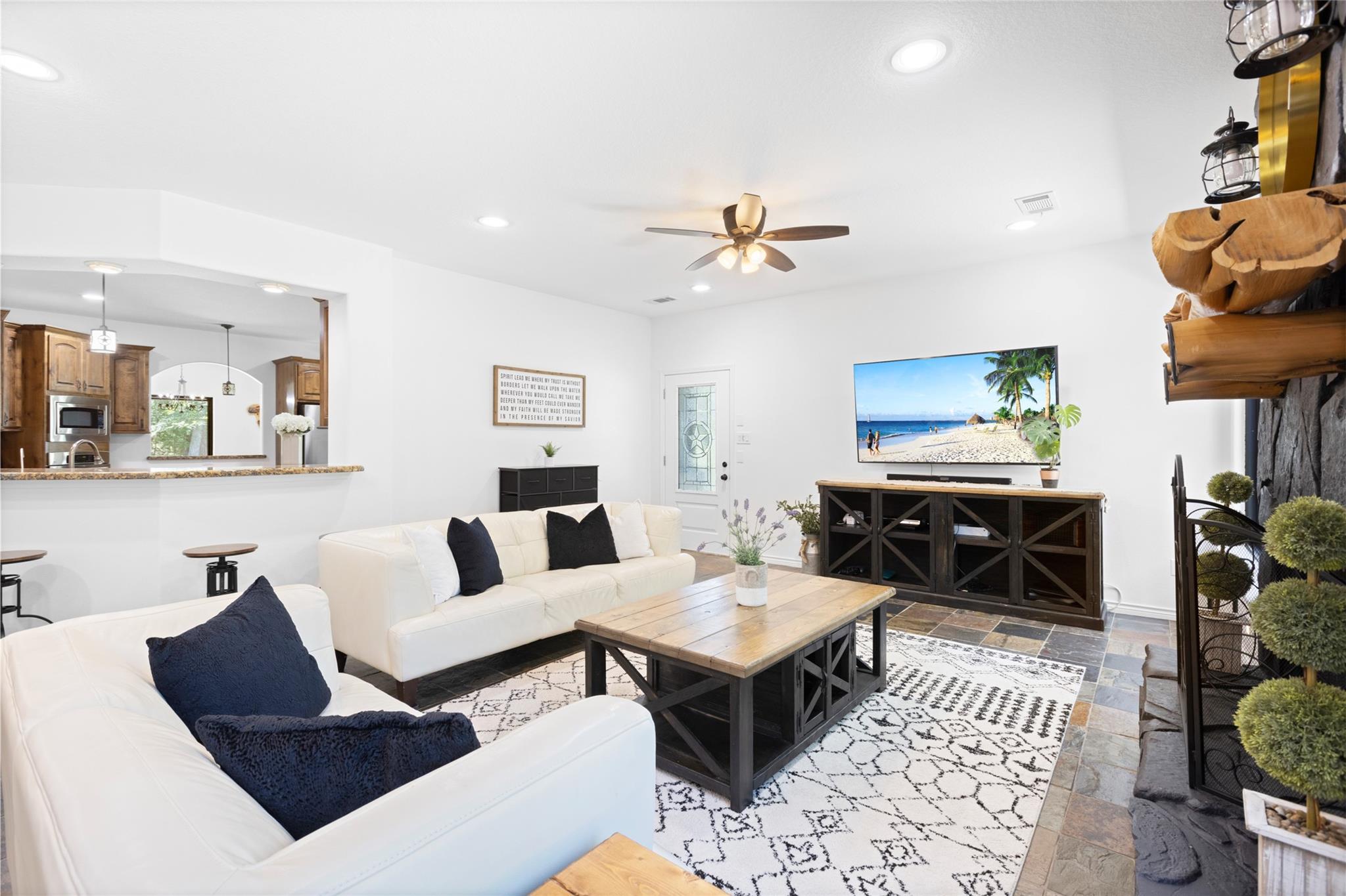 7280 Dogwood Lane