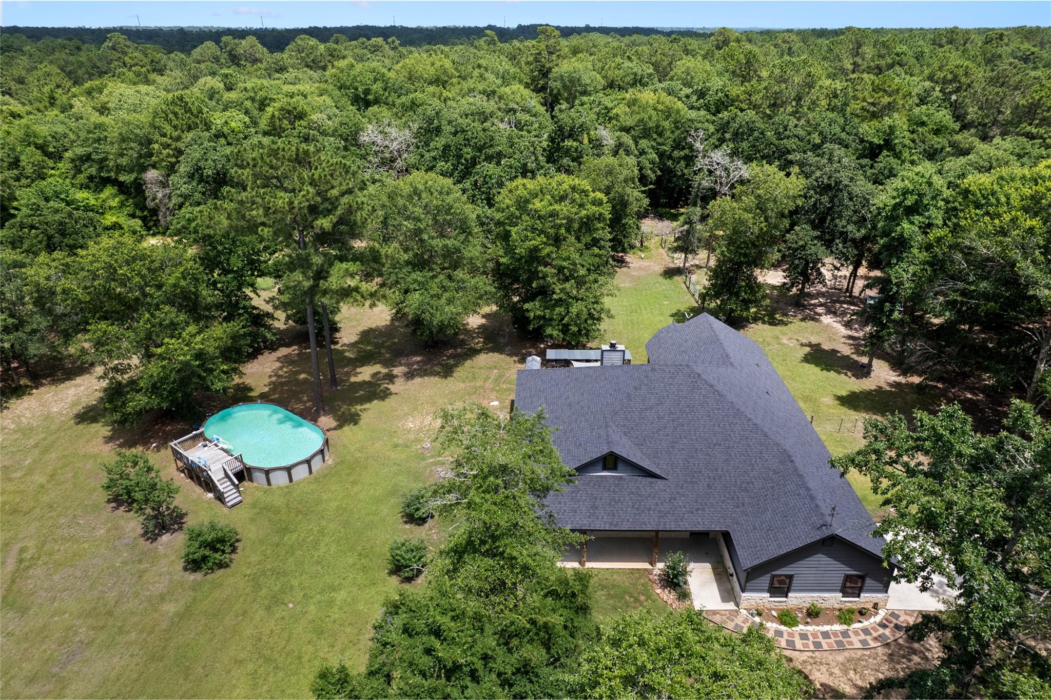 7280 Dogwood Lane