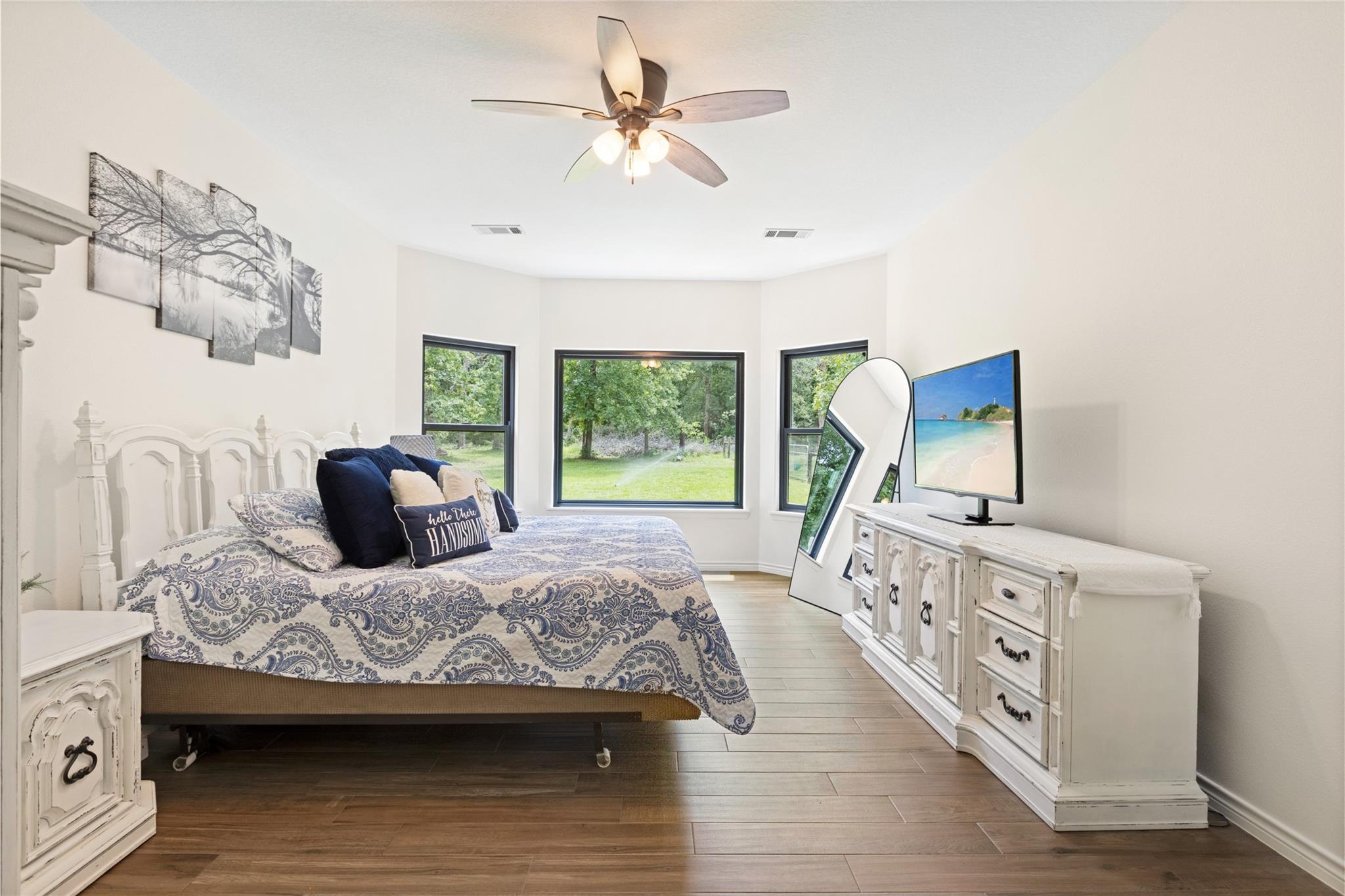 7280 Dogwood Lane