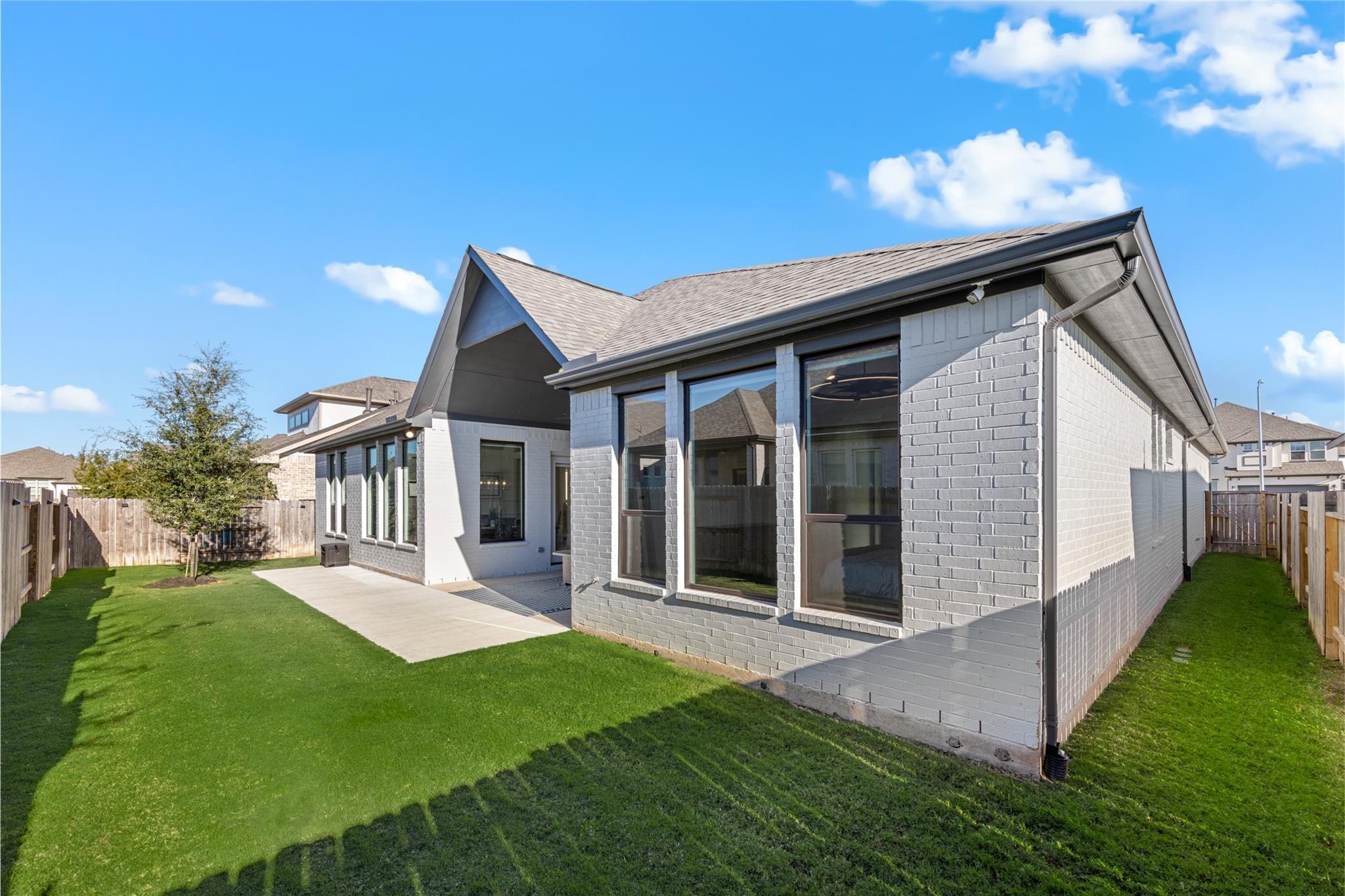 4810 Creekbend Drive