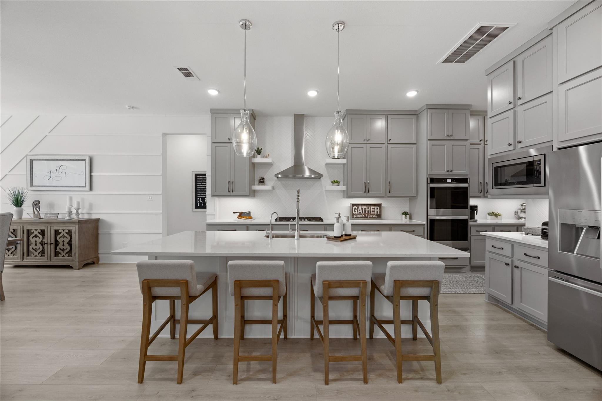 4810 Creekbend Drive