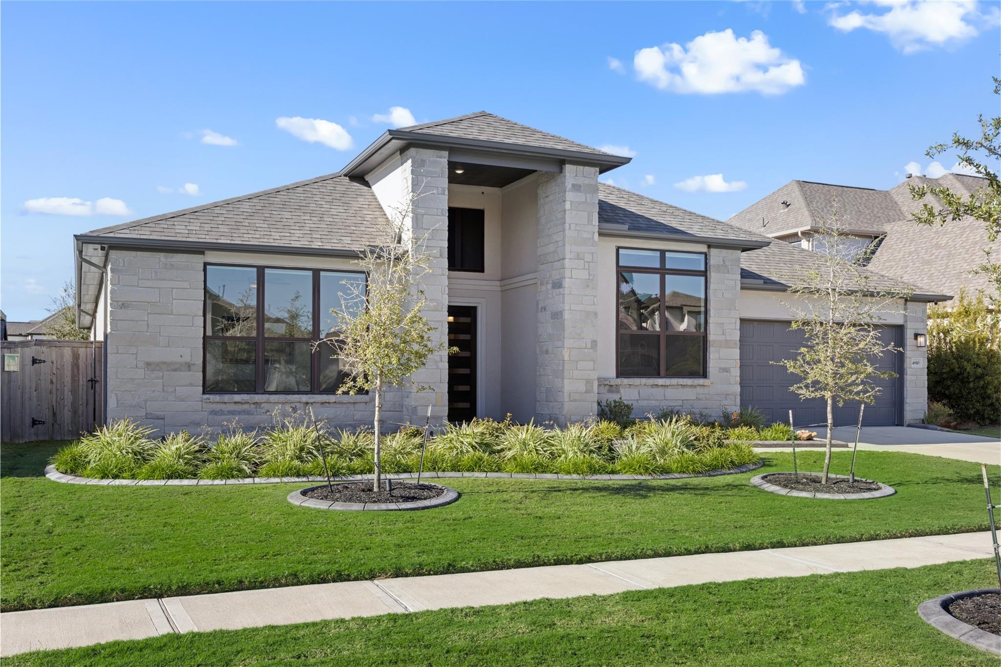 4810 Creekbend Drive