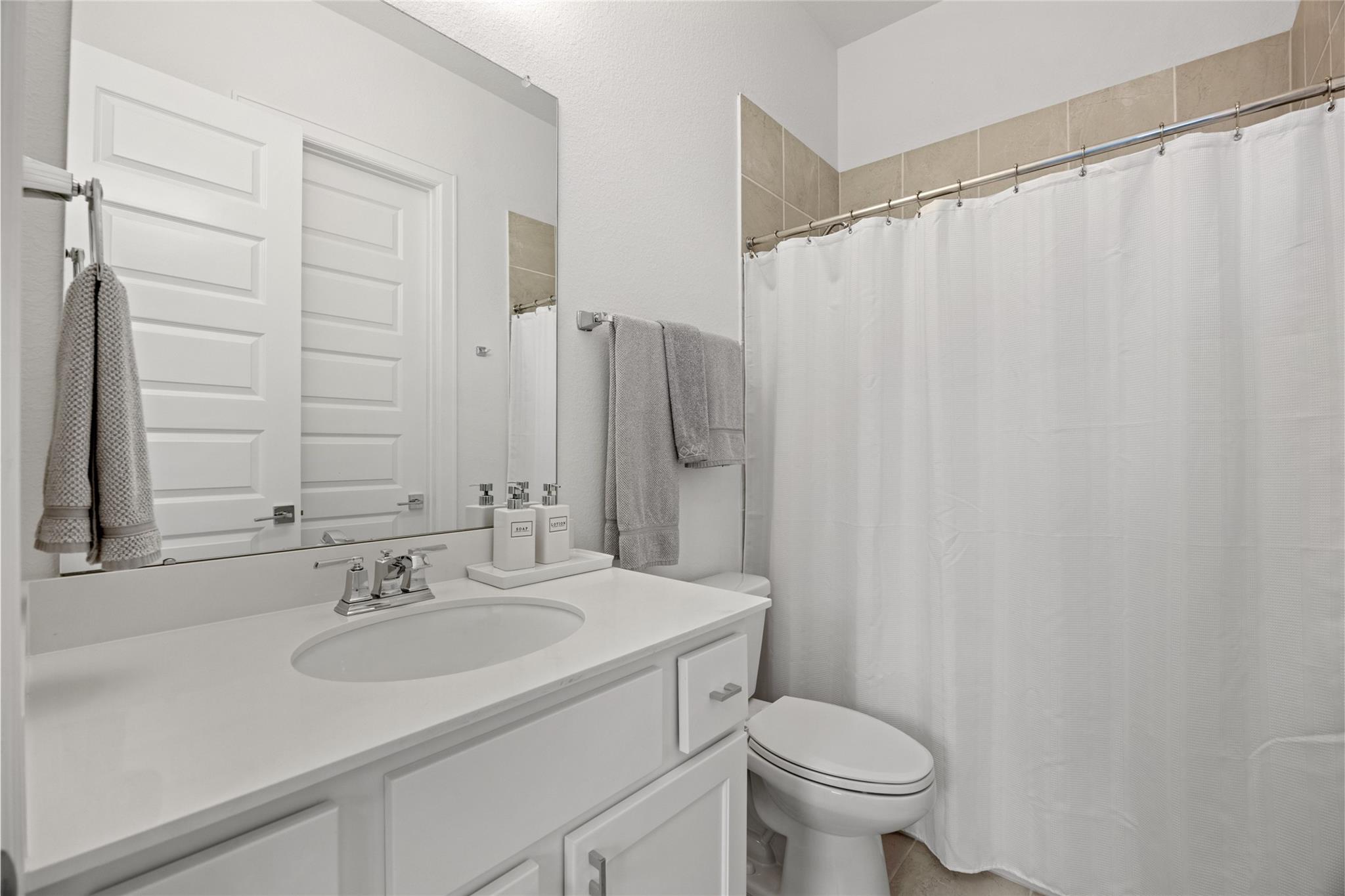 4810 Creekbend Drive