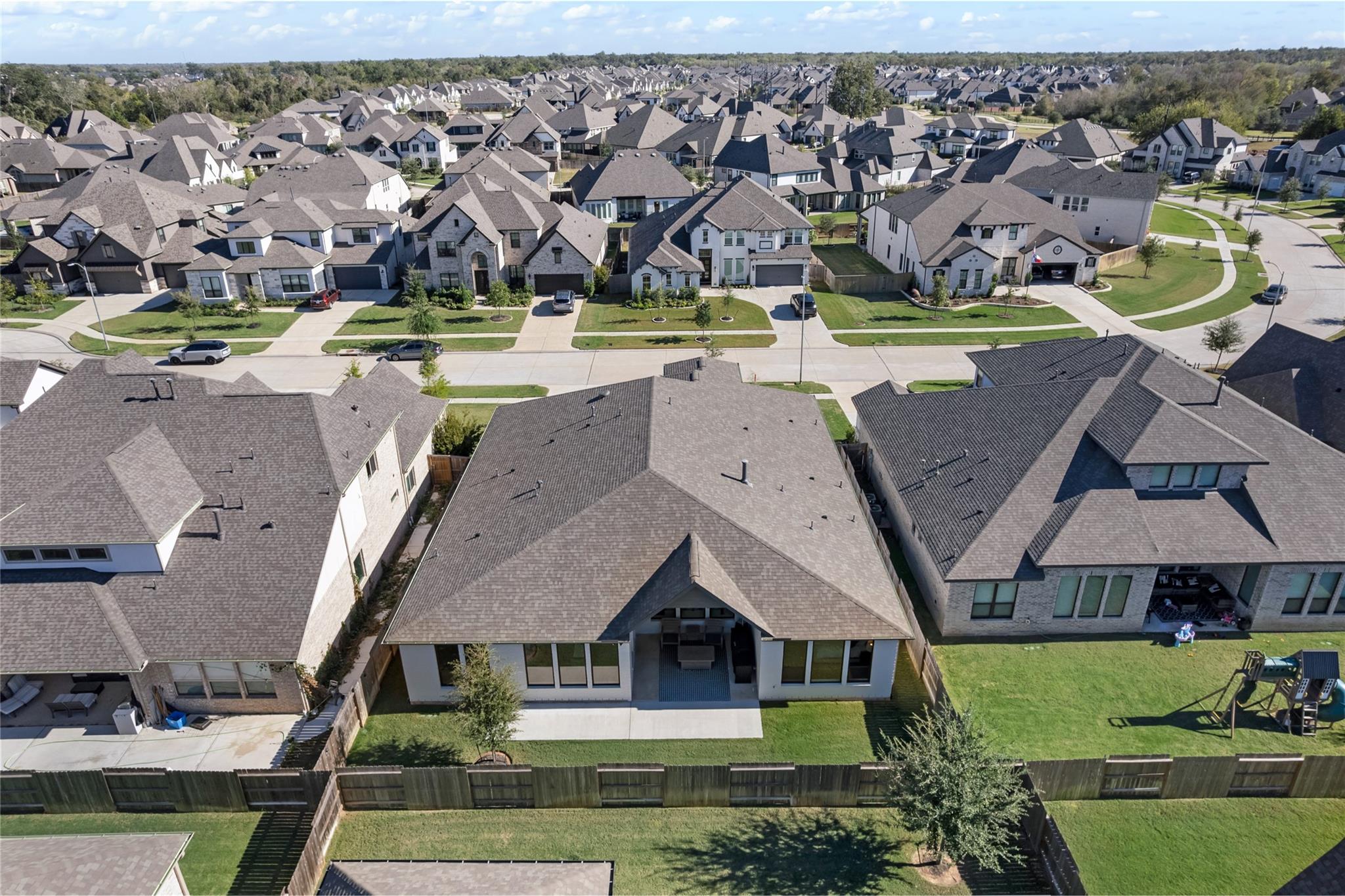 4810 Creekbend Drive