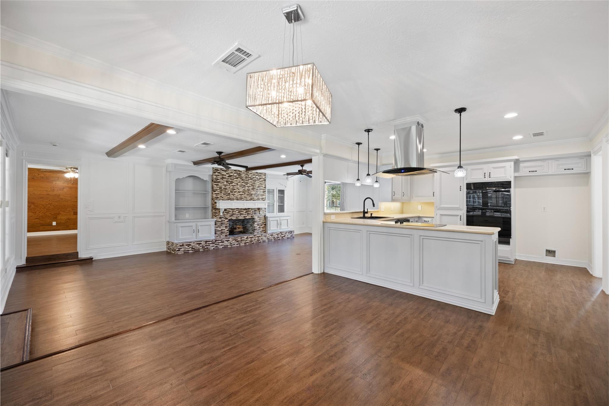 12722 Cypress Pass Loop W