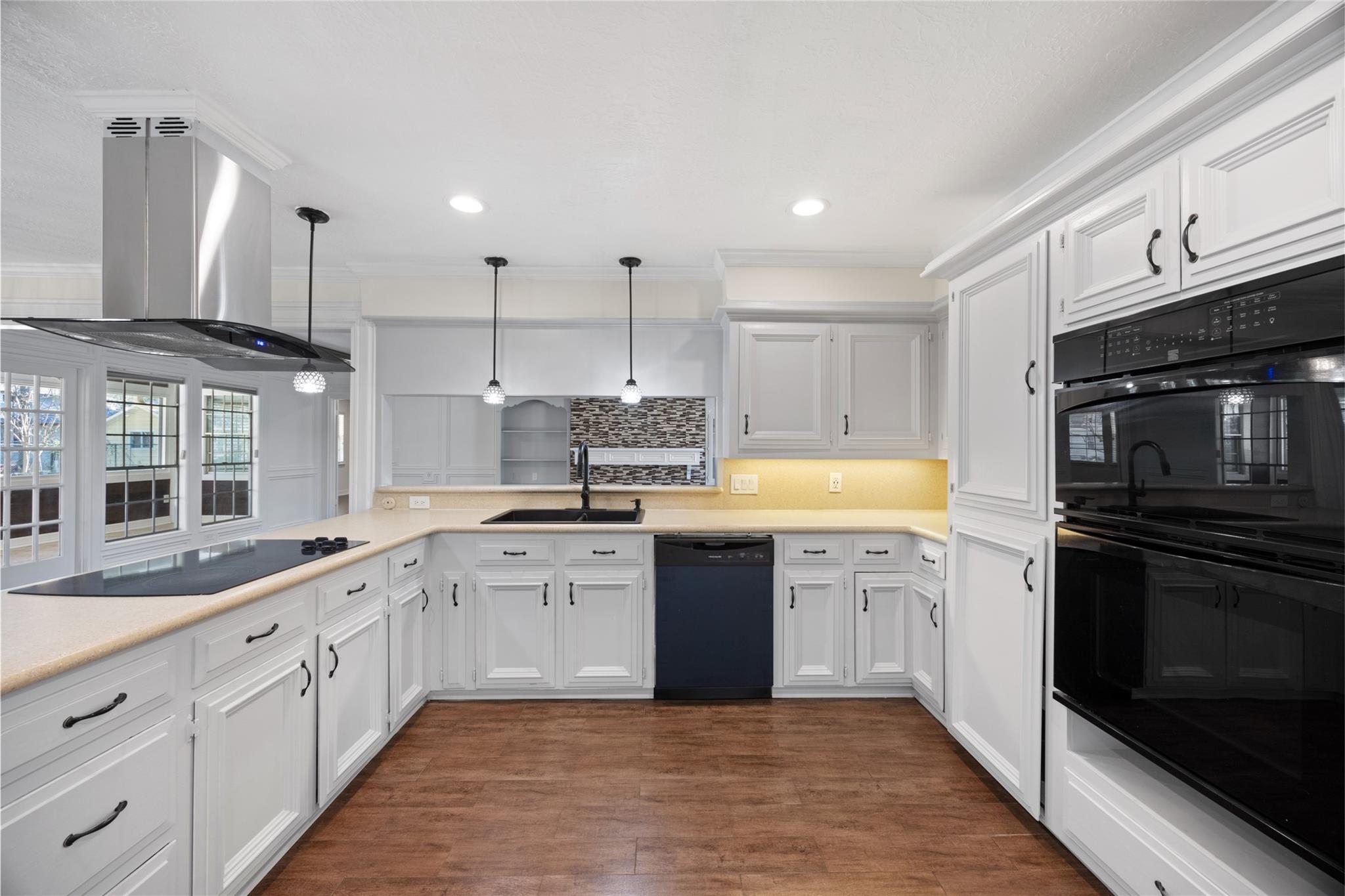 12722 Cypress Pass Loop W