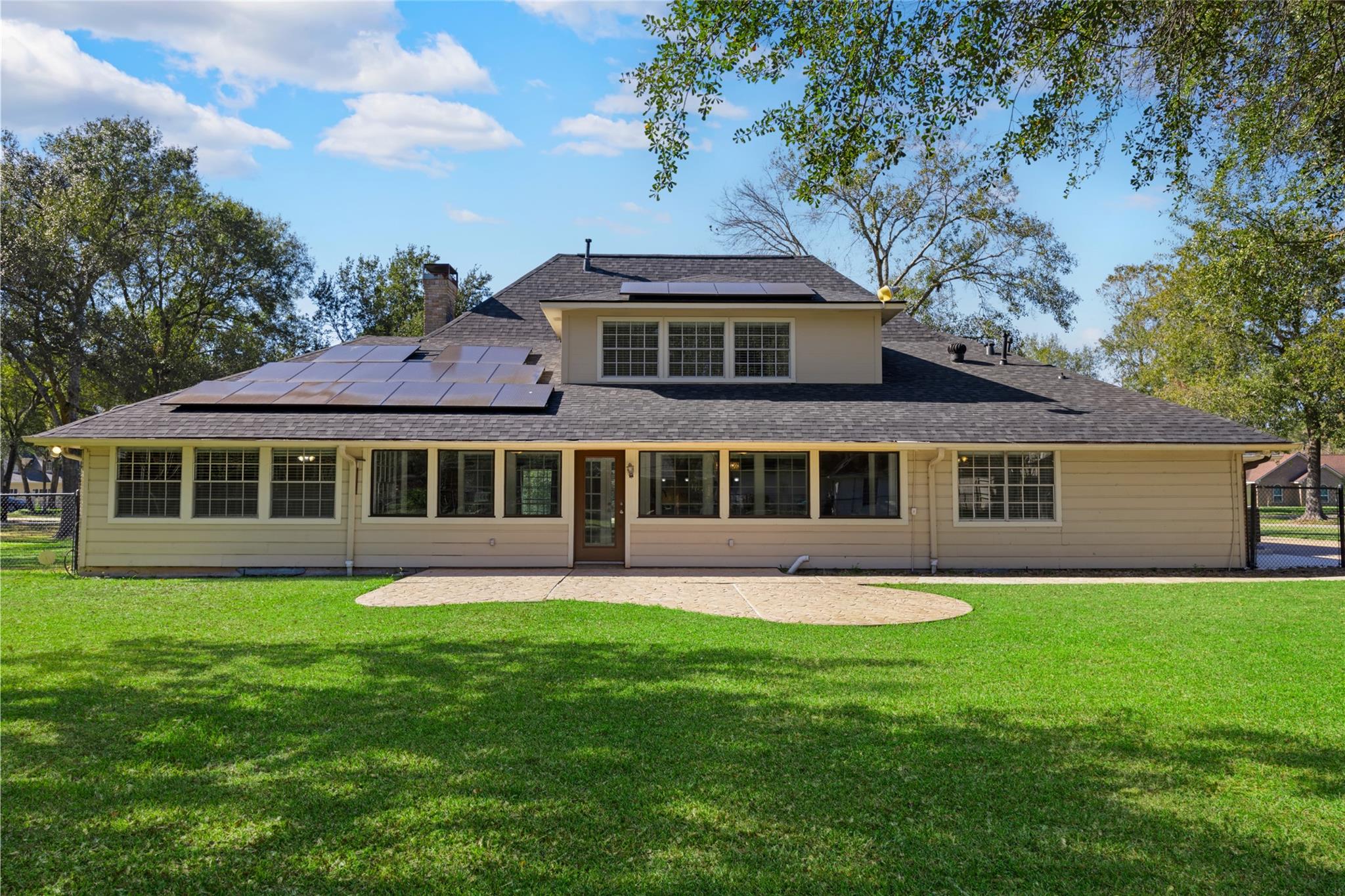 12722 Cypress Pass Loop W