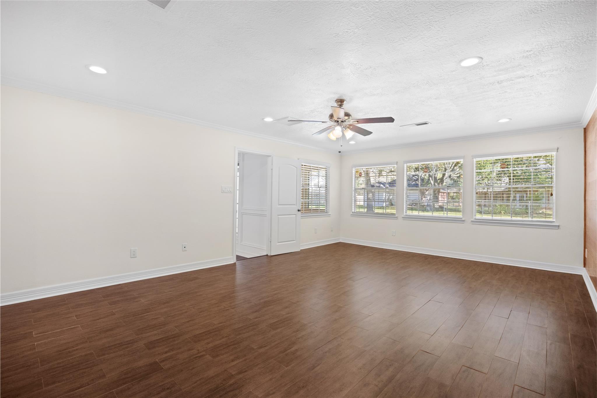 12722 Cypress Pass Loop W