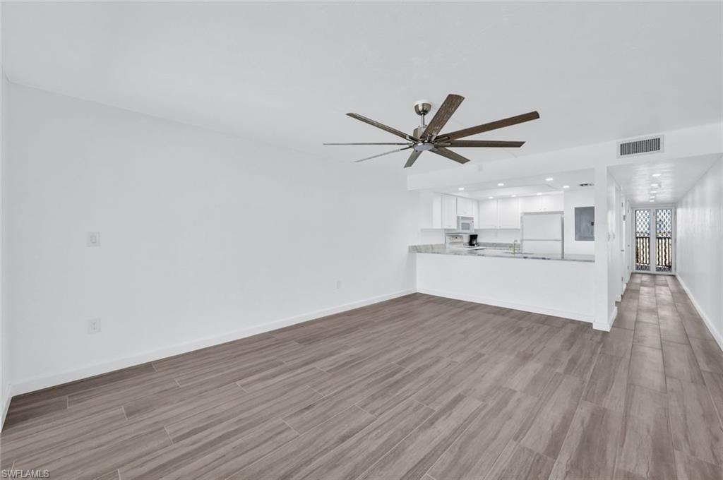 25820 Hickory BLVD # 405