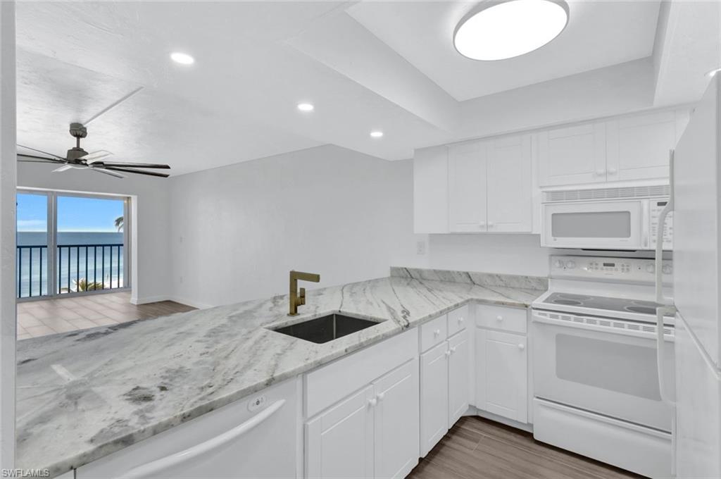 25820 Hickory BLVD # 405