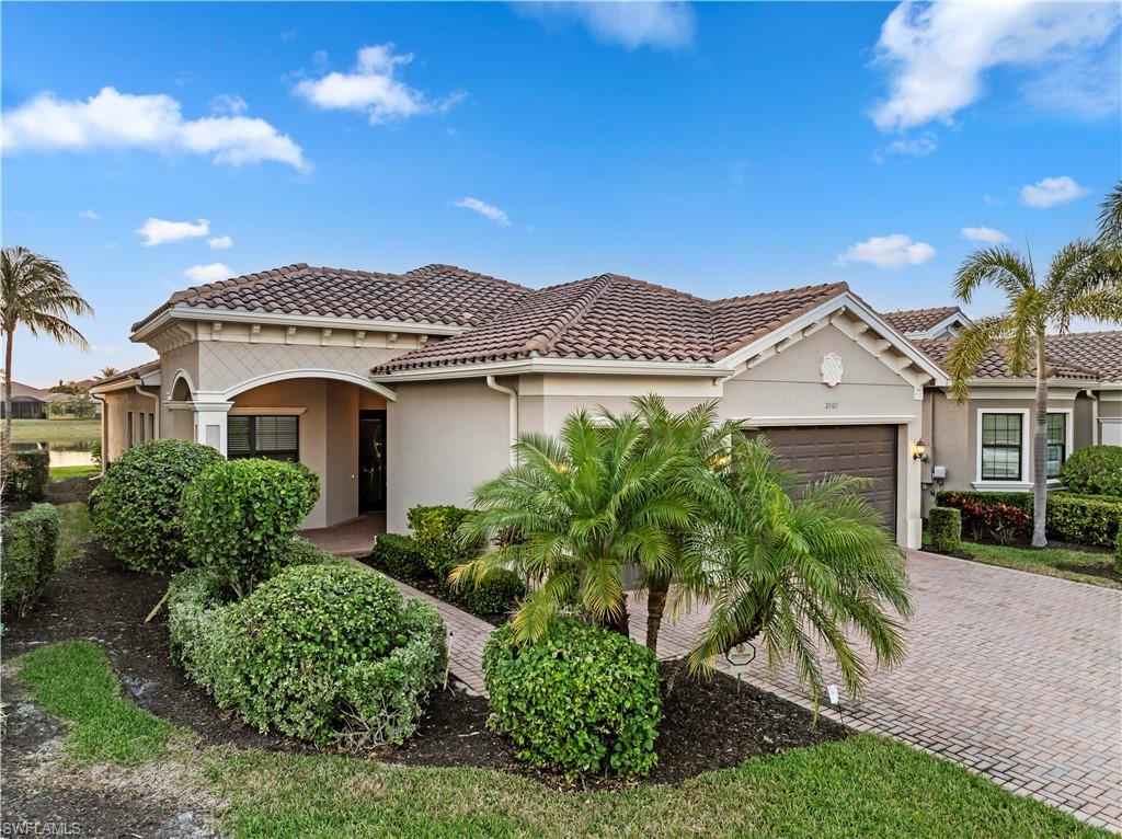 2809 Cinnamon Bay CIR