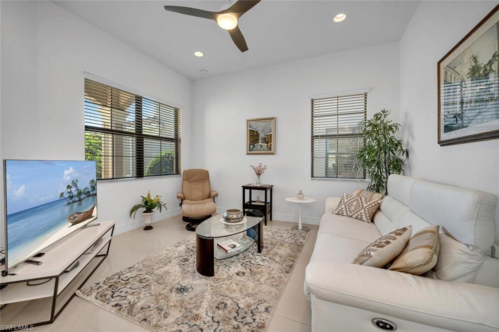 2809 Cinnamon Bay CIR