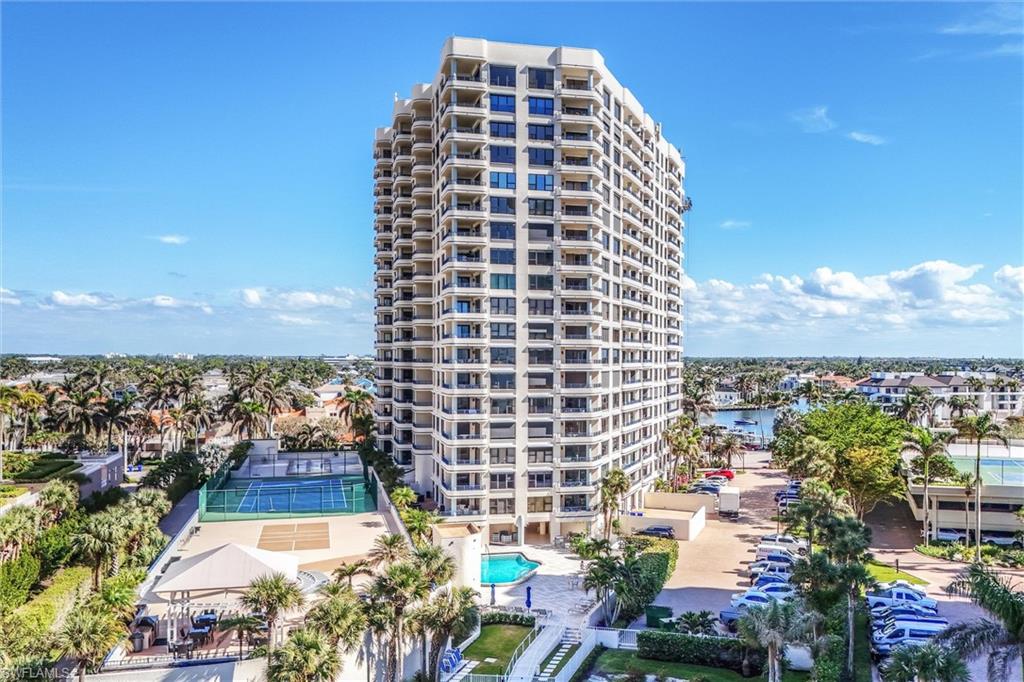 4451 Gulf Shore BLVD N # 406