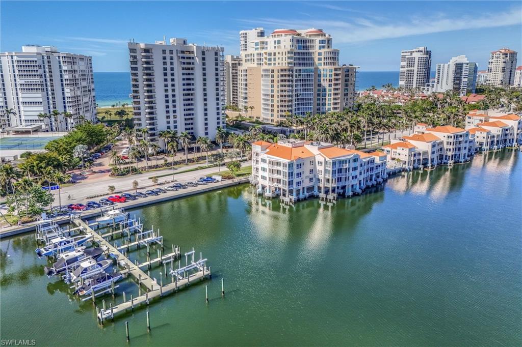 4451 Gulf Shore BLVD N # 406