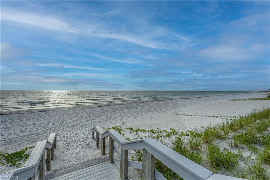 4451 Gulf Shore BLVD N # 406