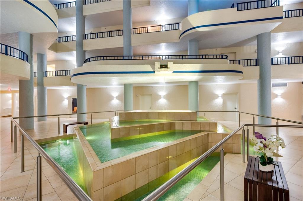 4451 Gulf Shore BLVD N # 406