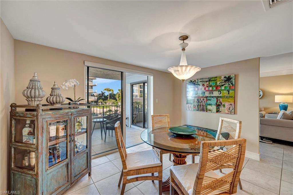 4451 Gulf Shore BLVD N # 406