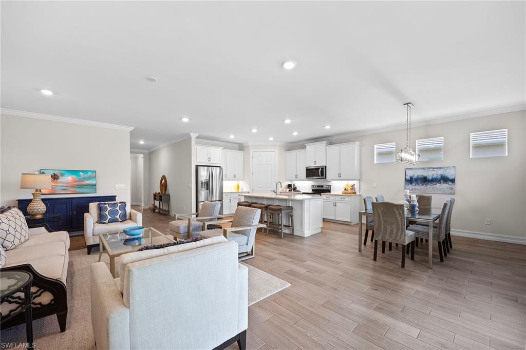 382 Deauville LOOP