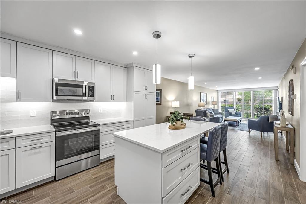 232 Banyan BLVD # 232