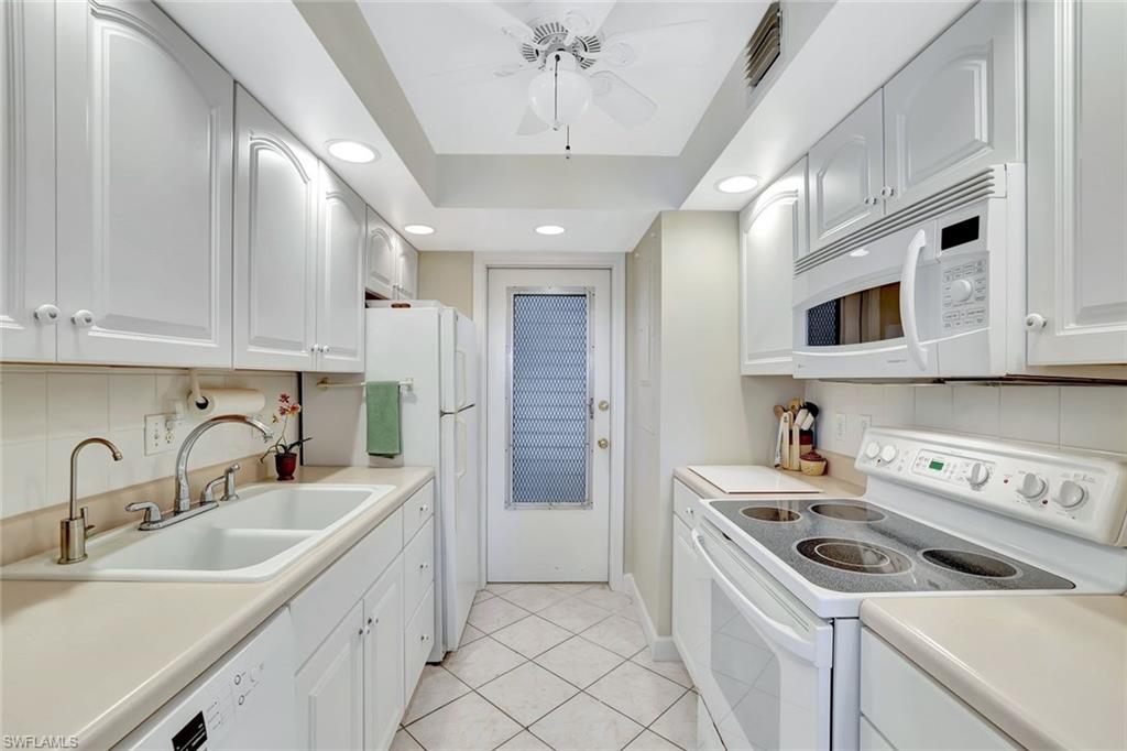1300 Gulf Shore BLVD N # 410