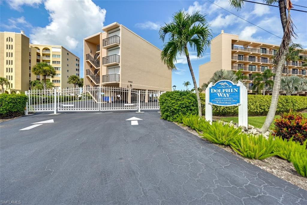 25850 Hickory BLVD # 301