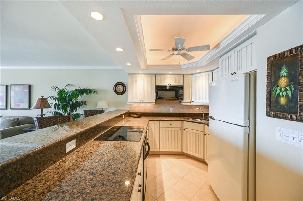 25850 Hickory BLVD # 301