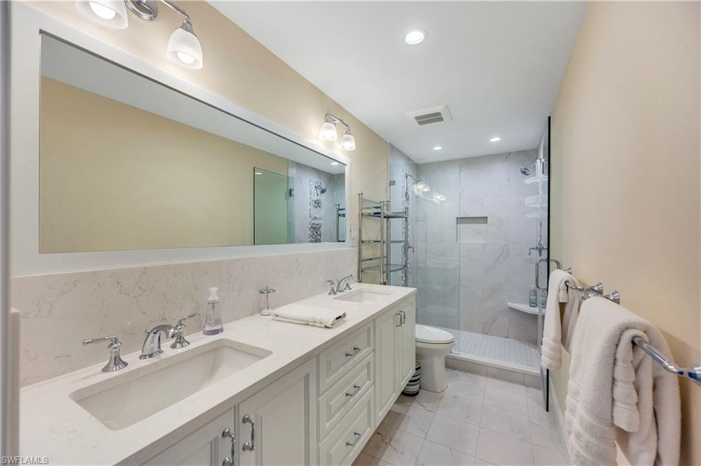 1065 Gulf Shore BLVD N # 201