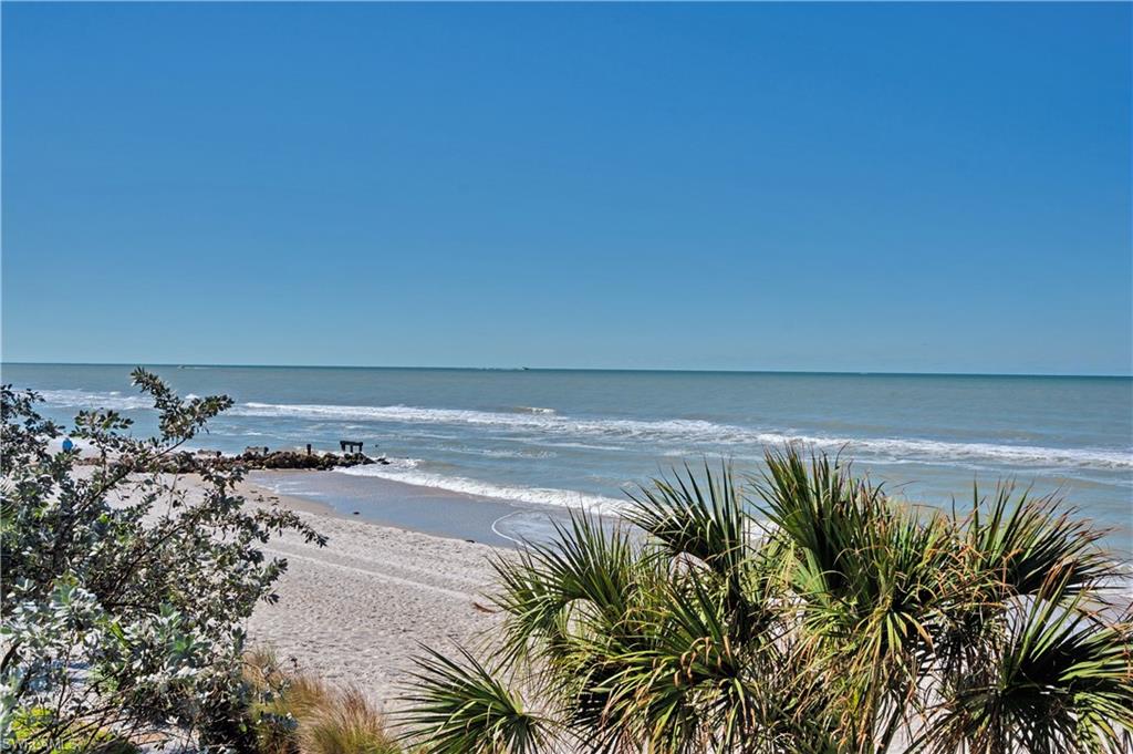 1065 Gulf Shore BLVD N # 201