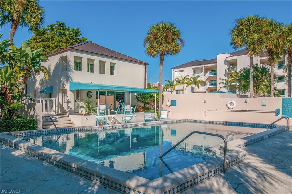 355 Park Shore DR # 114 Unit: 1-114