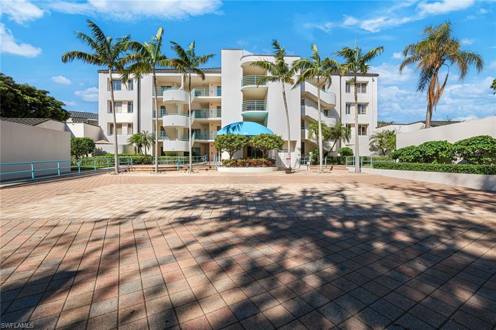 355 Park Shore DR # 114 Unit: 1-114