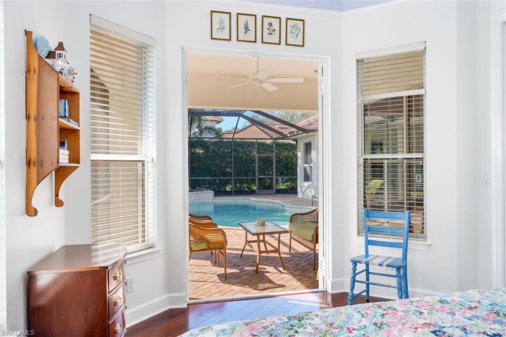 4884 Rustic Oaks CIR