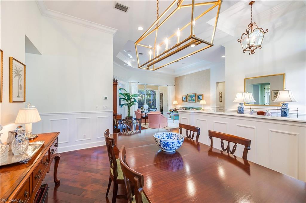 4884 Rustic Oaks CIR