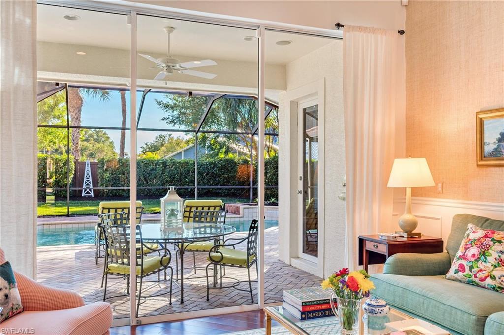 4884 Rustic Oaks CIR