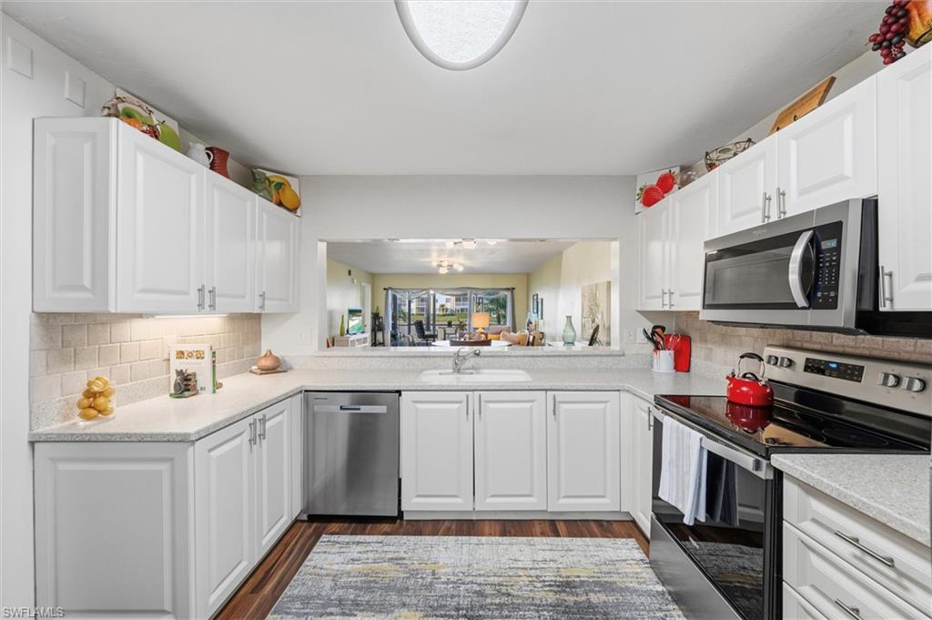 5875 Cobblestone LN # D105