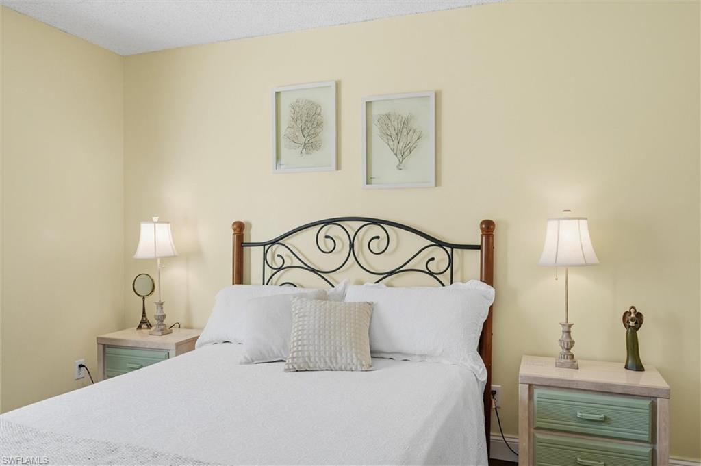 5875 Cobblestone LN # D105