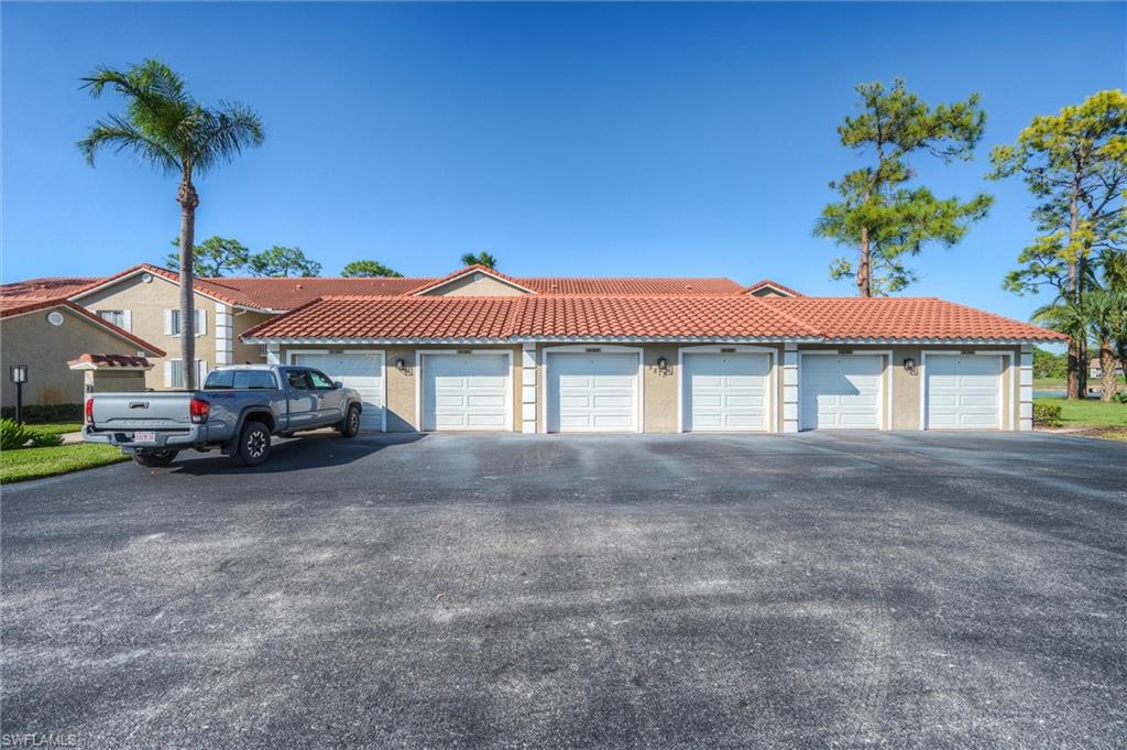 5875 Cobblestone LN # D105