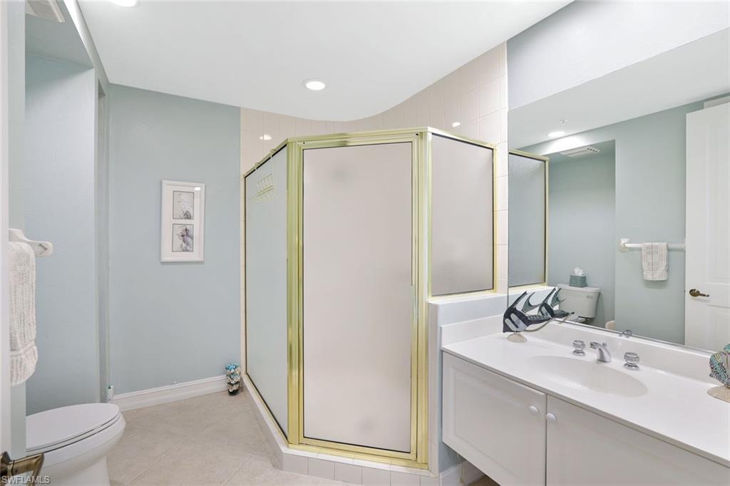 4811 Island Pond CT # 302