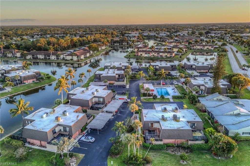 185 Lake Point LN # 8B