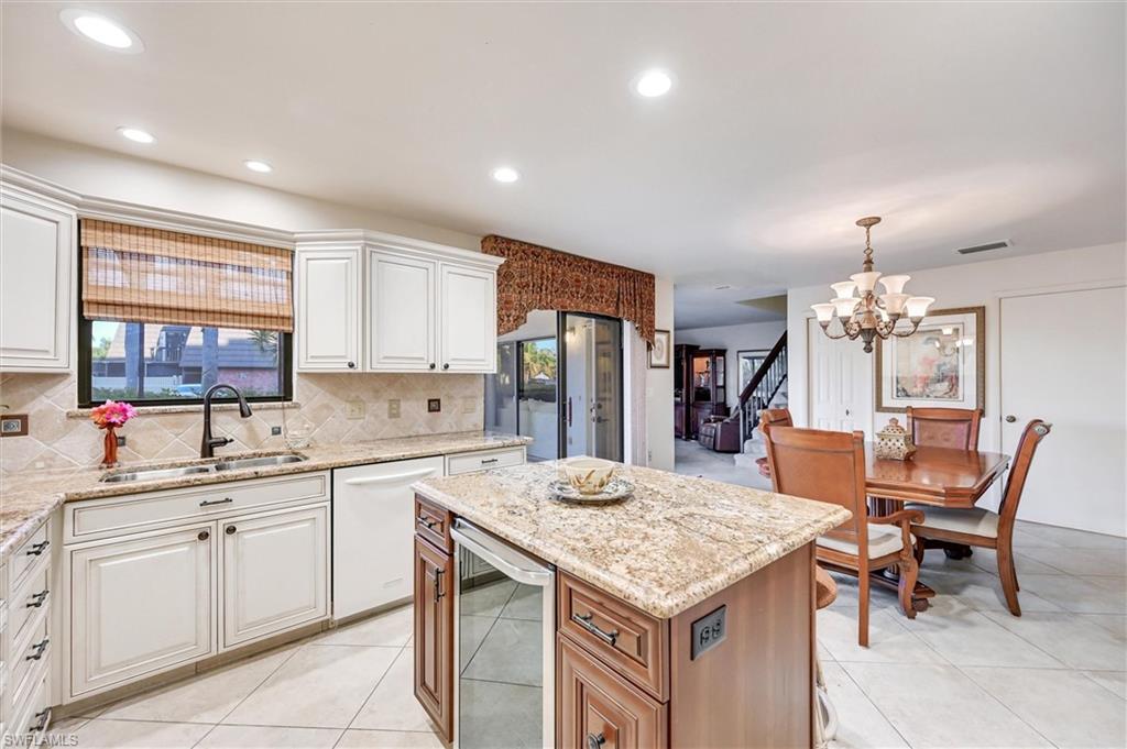 185 Lake Point LN # 8B