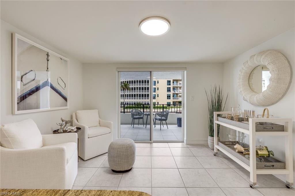 4451 Gulf Shore BLVD N # 406