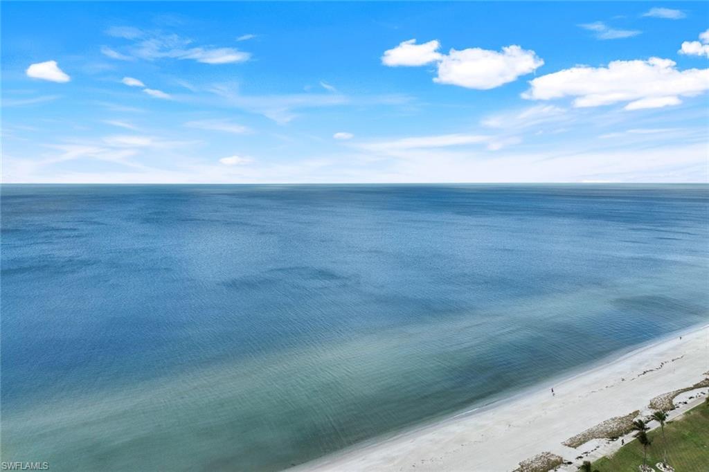 4451 Gulf Shore BLVD N # 406