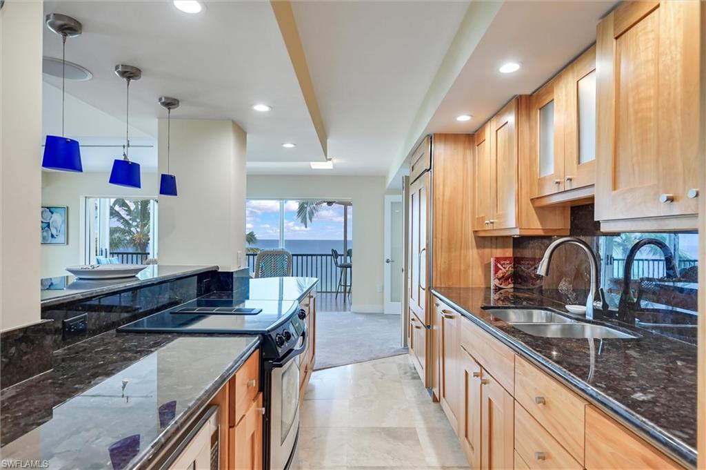 1275 GULF SHORE BLVD N 601 & 602