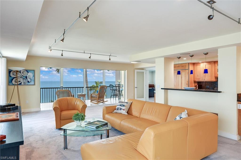 1275 GULF SHORE BLVD N 601 & 602