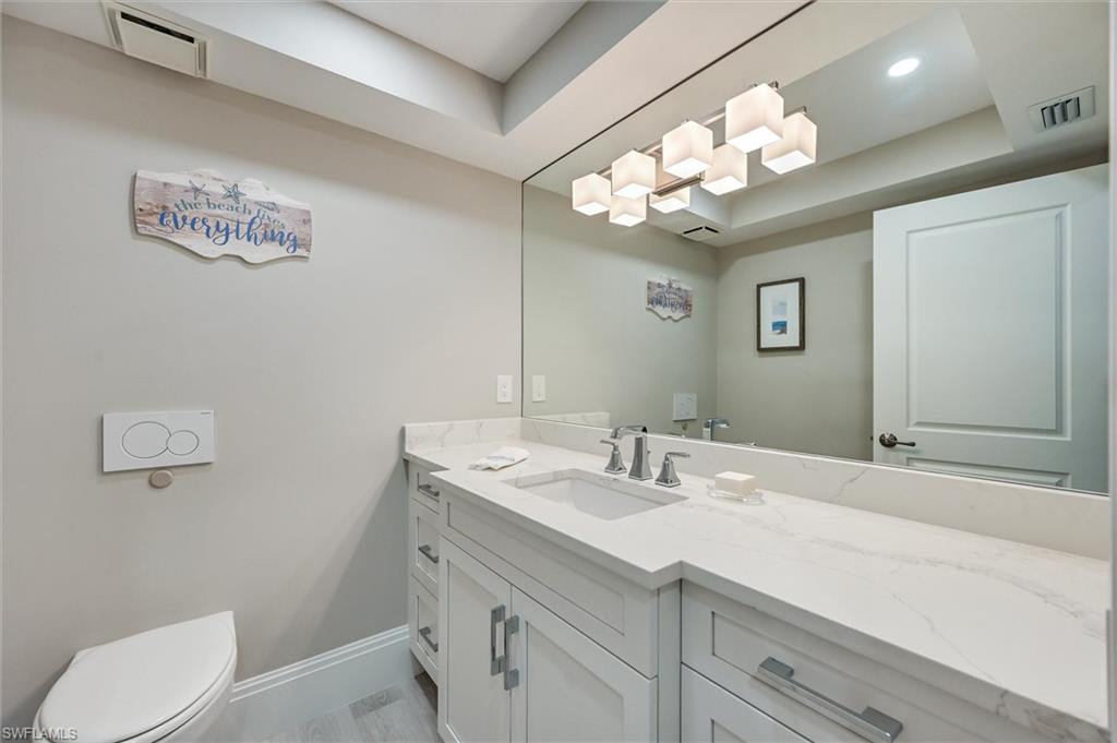 1275 GULF SHORE BLVD N 601 & 602