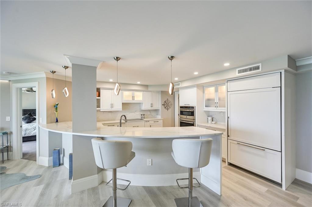1275 GULF SHORE BLVD N 601 & 602