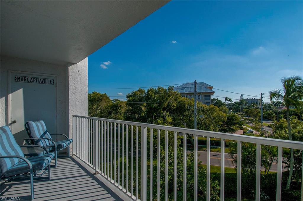 1300 Gulf Shore BLVD N 406