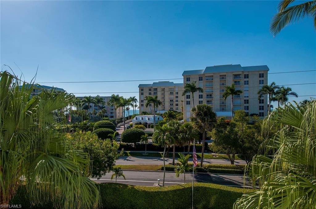 1300 Gulf Shore BLVD N 406