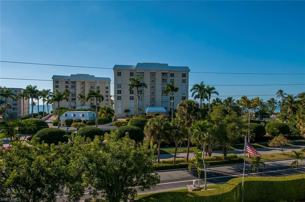 1300 Gulf Shore BLVD N 406