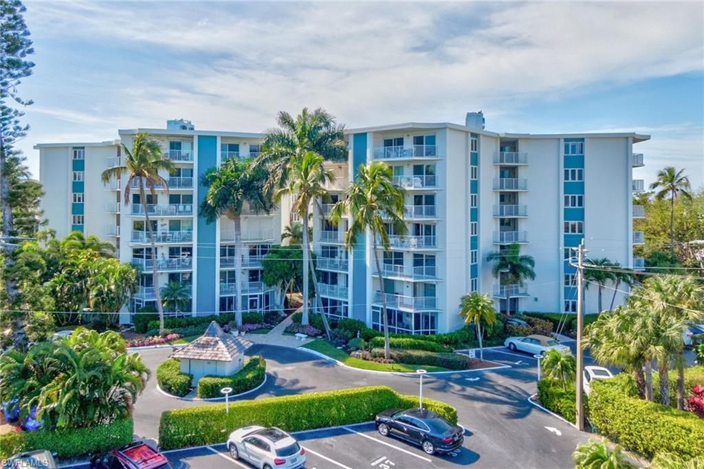 1300 Gulf Shore BLVD N 509